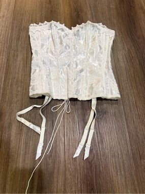 Vintage Frederick’s of Hollywood White Lace Corset Bustier Garter Lingerie Sz 34